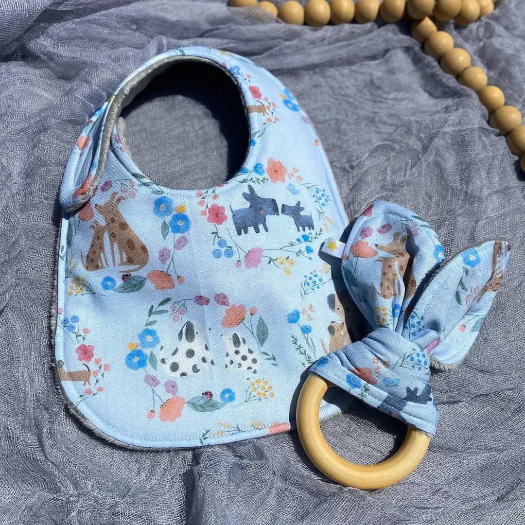 Playful Pups Bib