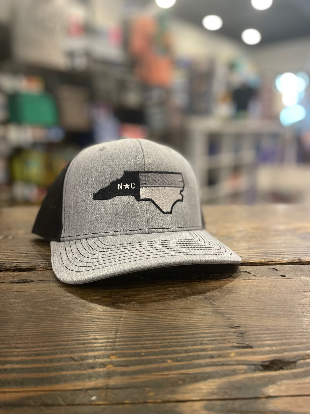 NC Grayscale Snapback (Heather Gray / Black)