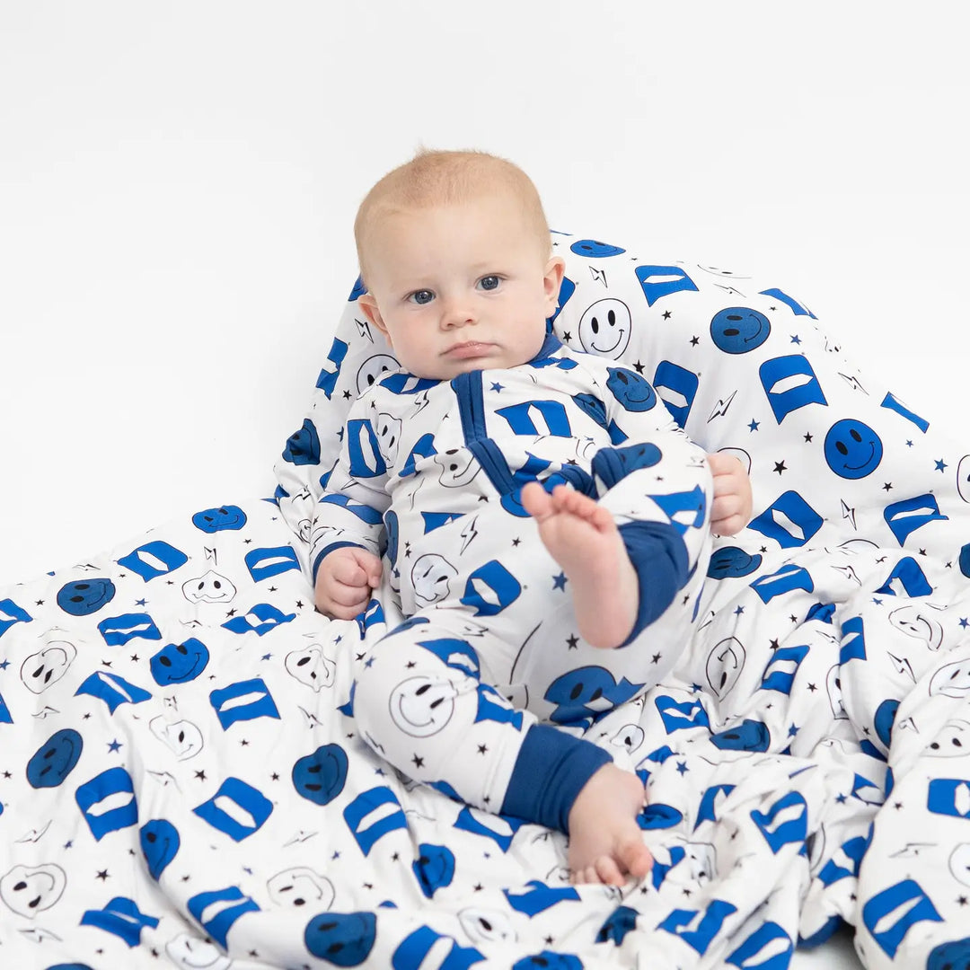 Duke Smiley Blanket
