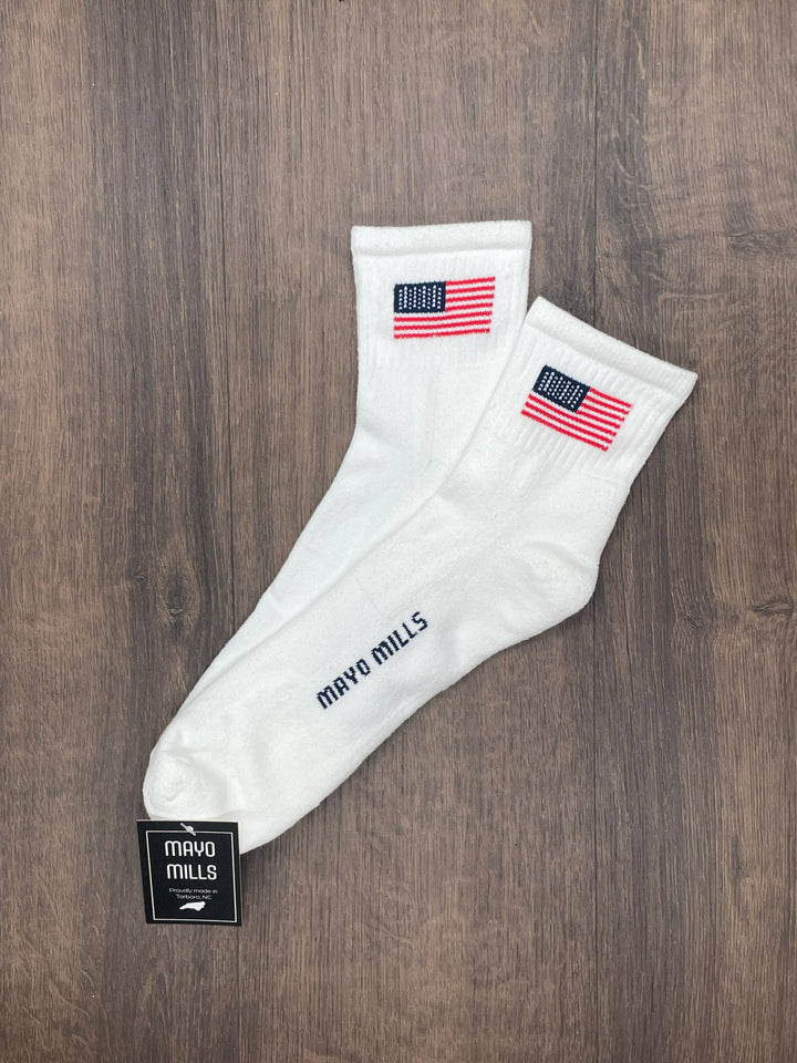 American Flag: Raspberry / Medium