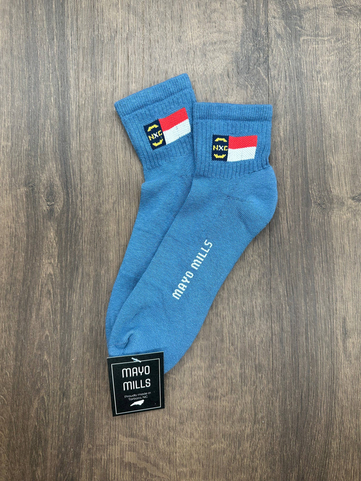 NC Flag: Medium (M) / White
