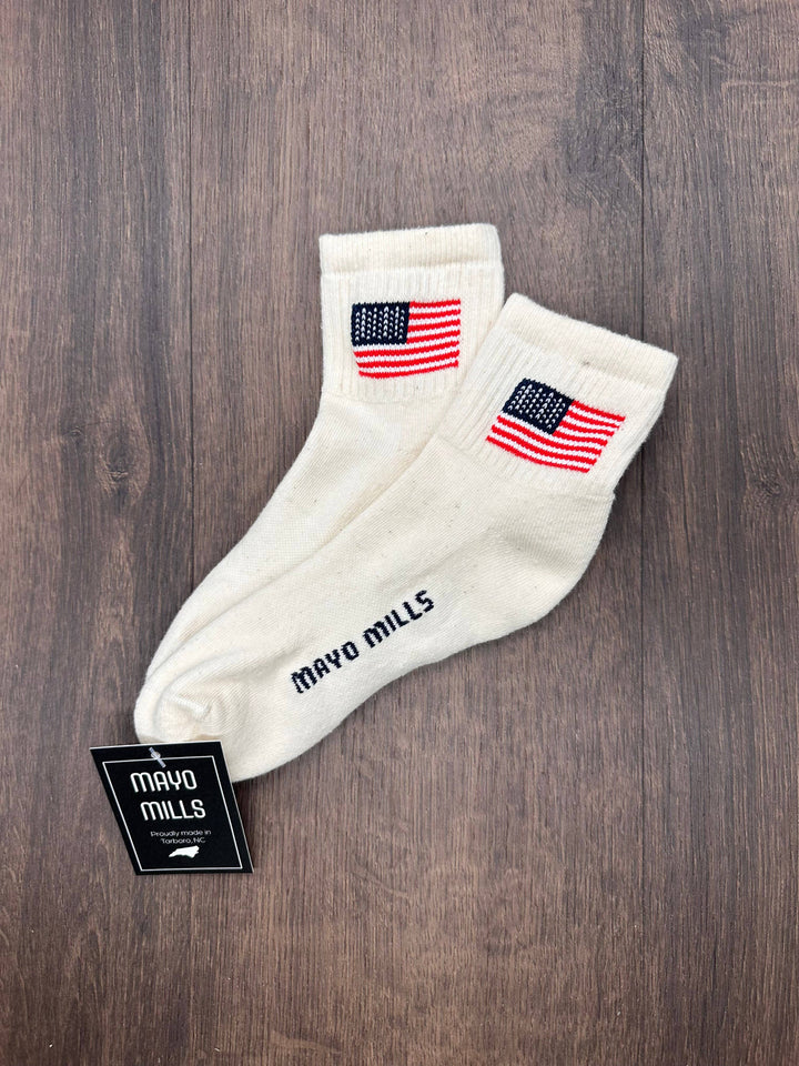 American Flag: Raspberry / Medium