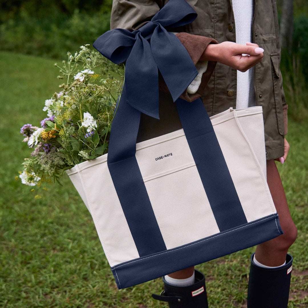 Case-Mate Canvas Tote: Oxford Navy Bow