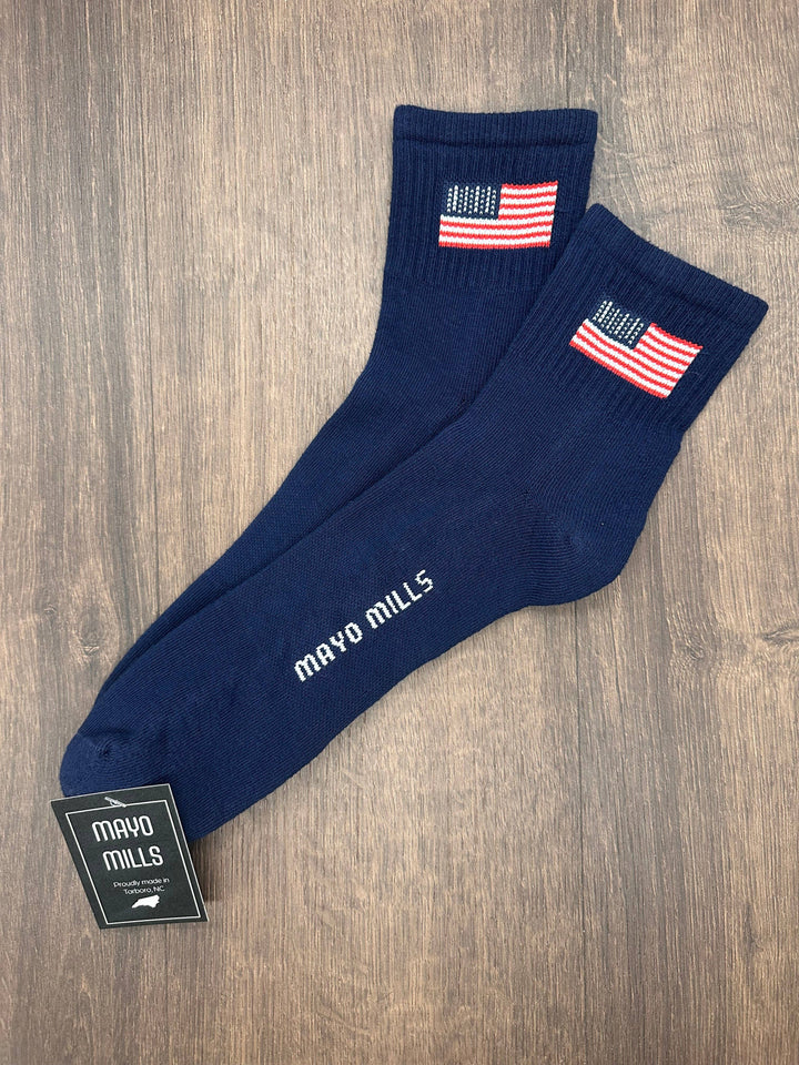 American Flag: Raspberry / Medium
