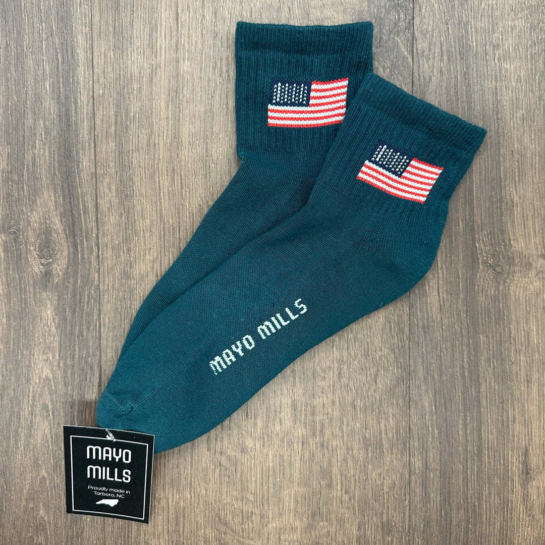 American Flag: Raspberry / Medium