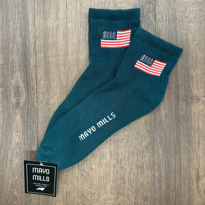 American Flag: Raspberry / Medium